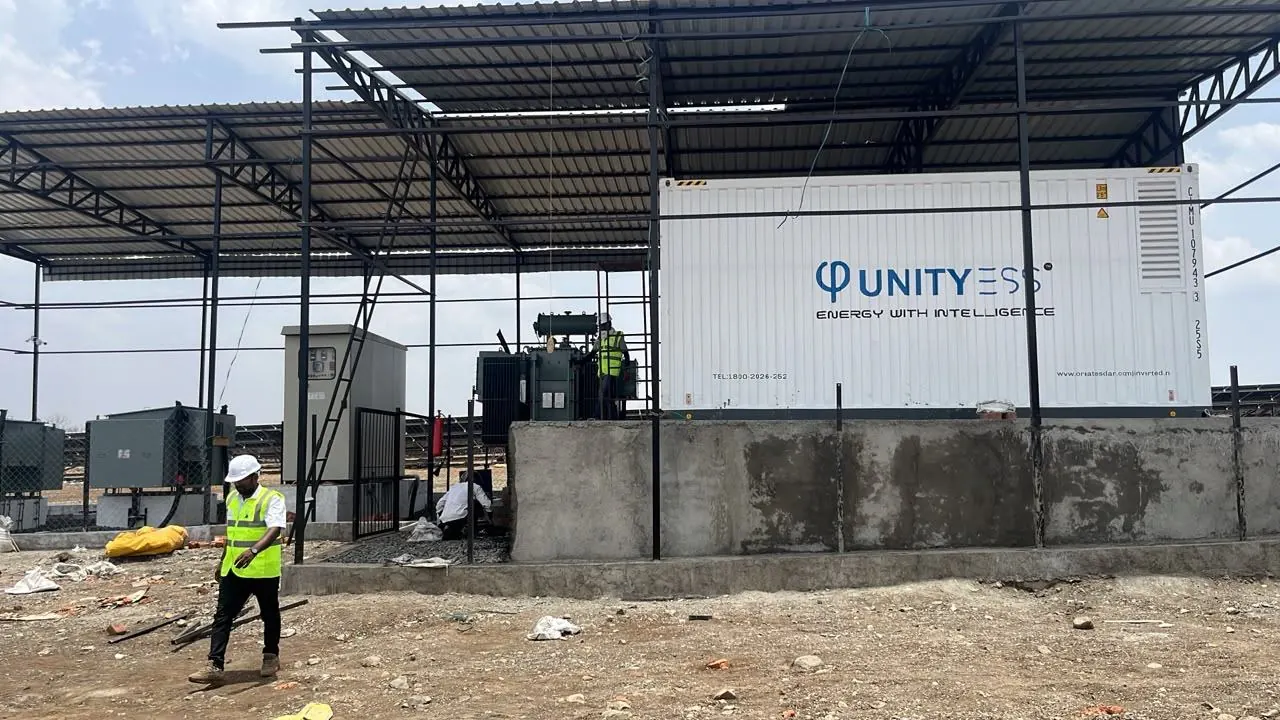 UnityESS battery container under a shed at a 3.34 MWh industrial site in Wardha, Maharashtra